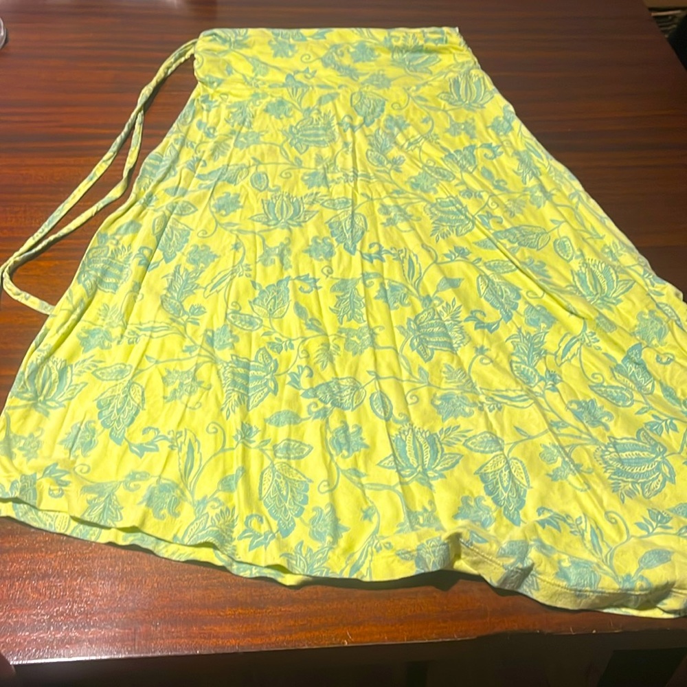 Women’s Patagonia convertible skirt/dress. Size small